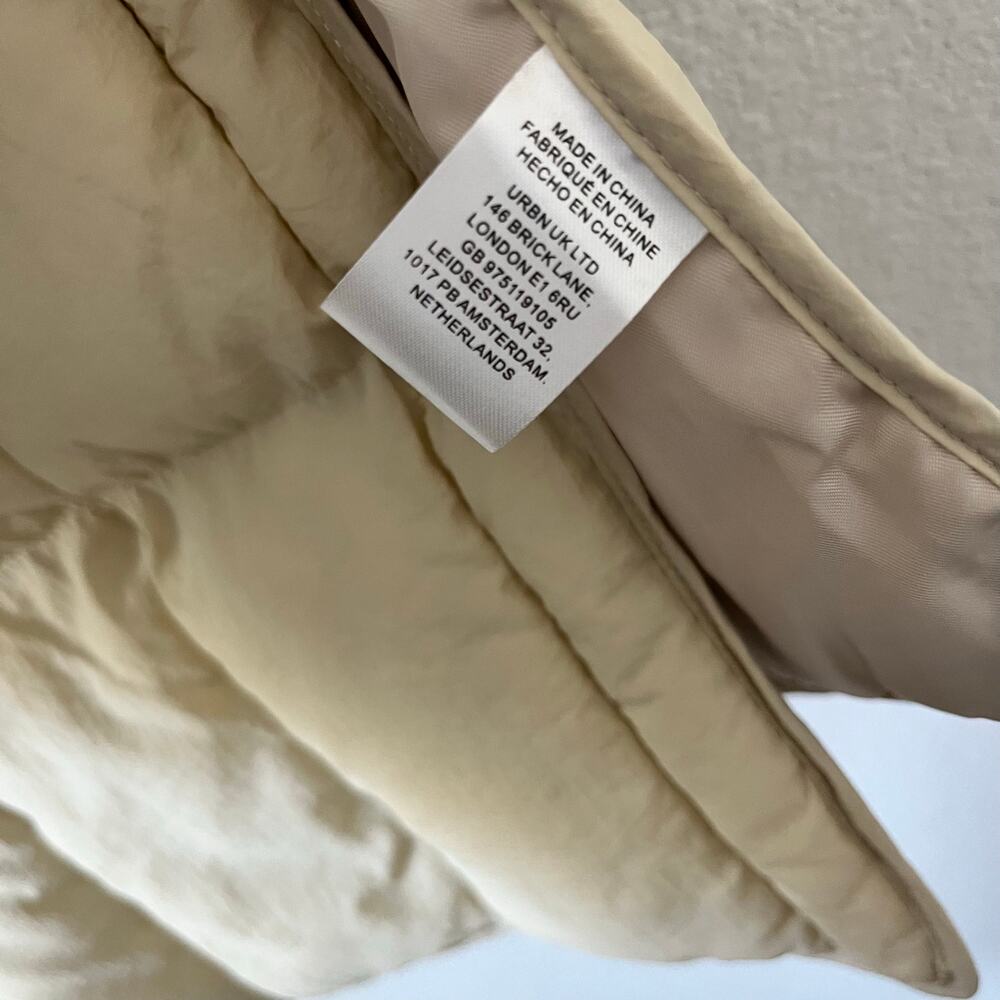 Pilcro Anthropologie Womens O/S Quilted Adjustable Snap Puffer Vest in Cream - Picture 8 of 9